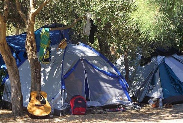 Γραμμένο Κάμπινγκ Ξενοδοχείο Κουντούρα Σελίνου Εξωτερικό φωτογραφία